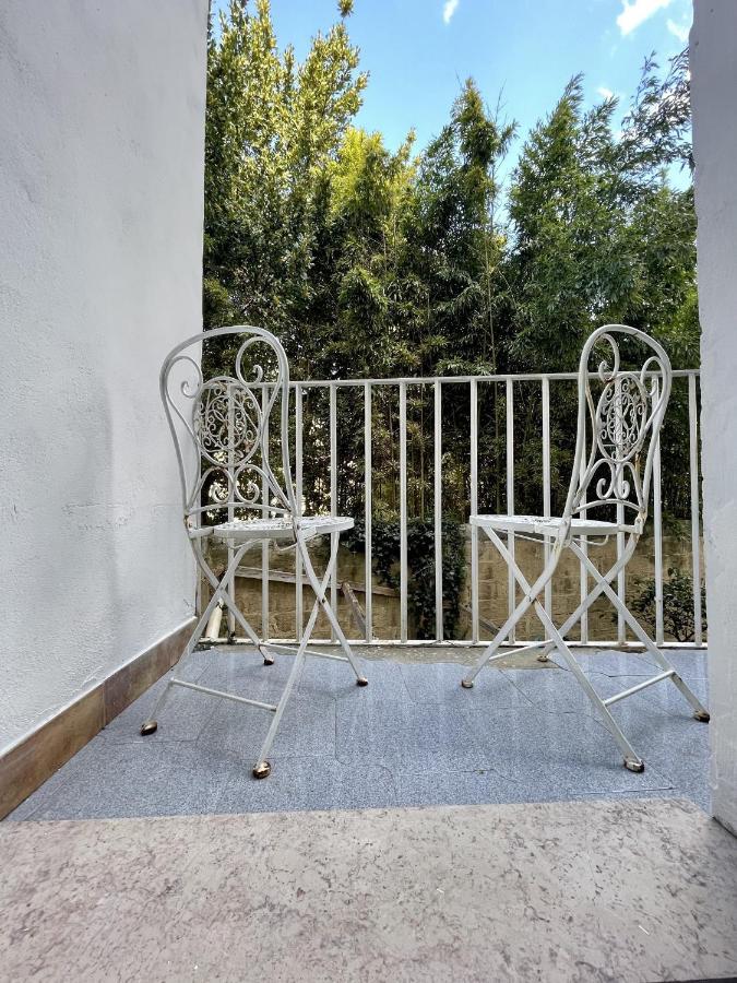 4 Balconi Rooms Paladini B&B E Appartamenti Лече Екстериор снимка