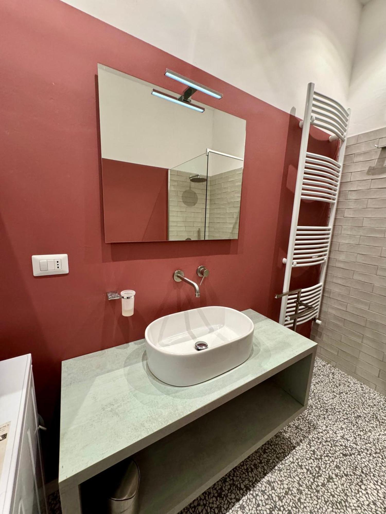 4 Balconi Rooms Paladini B&B E Appartamenti Лече Екстериор снимка
