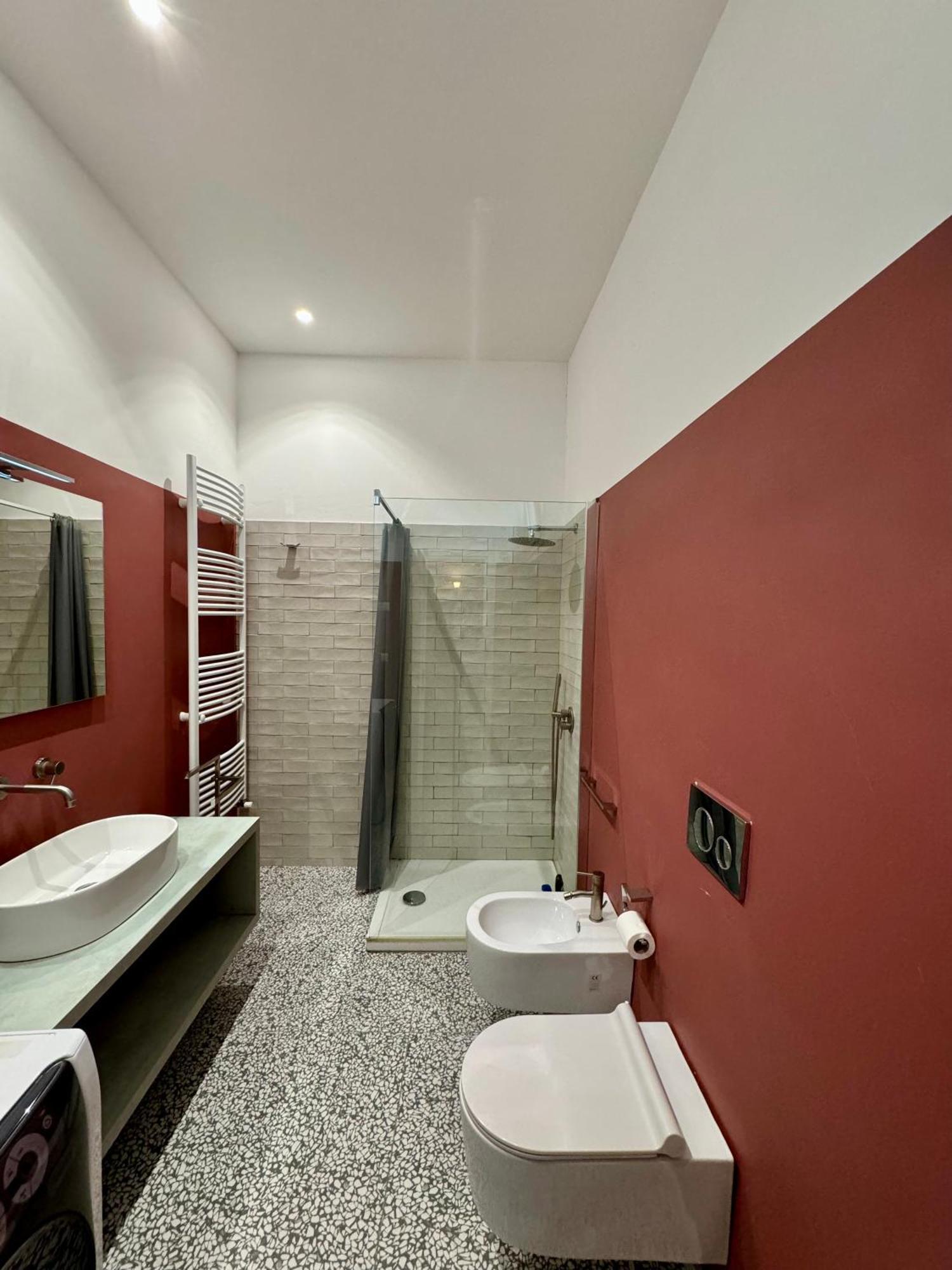4 Balconi Rooms Paladini B&B E Appartamenti Лече Екстериор снимка